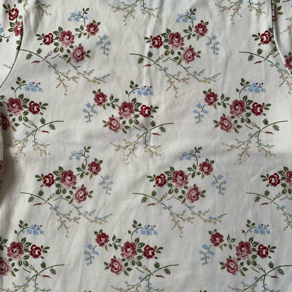 Basic Editions Ivory Floral tee - Picture 8 of 8